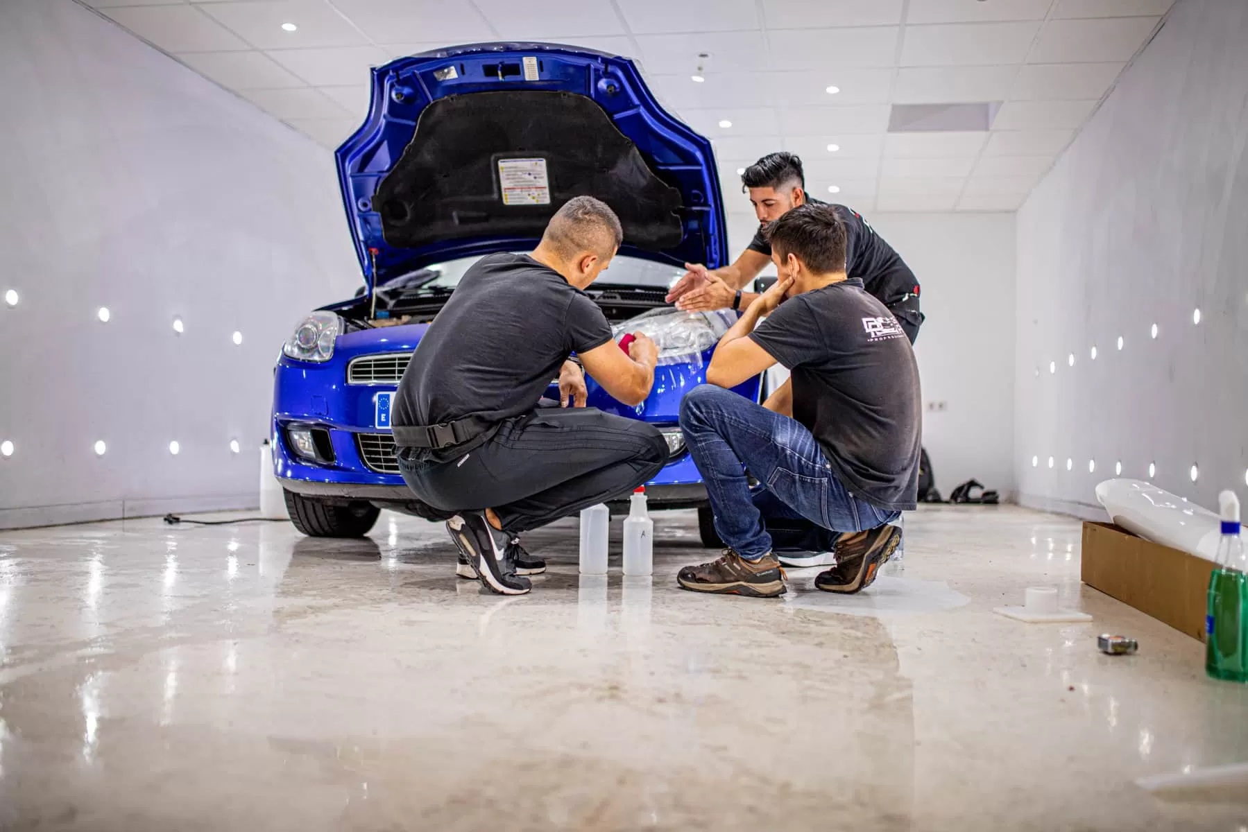 Cursos de Paint Protection Film 32 Alumnos del curso de PPF en Detail Park