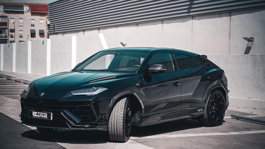 Lamborghini Urus Performante con Full PPF STEK DYNOshield instalado en Detail Park Alicante
