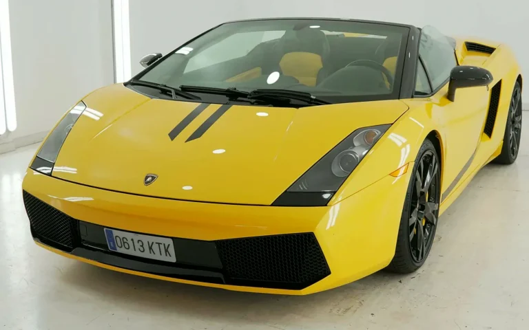 Detailing Lamborghini Gallardo Spyder amarillo terminado, visto de tres cuartos delantero
