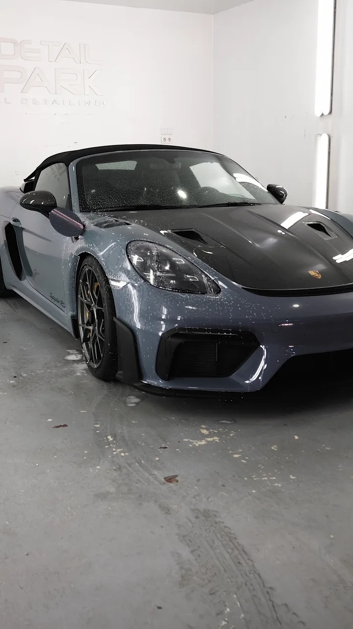 Porsche 718 Spyder RS: PPF STEK DYNOshield en sus puntos críticos 2 Vídeo de la preparación e instalación de PPF en un Porsche 718 Spyder RS en Detail Park