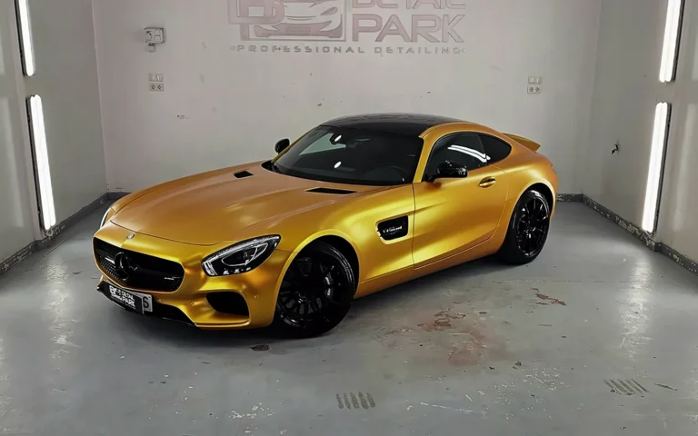 Vinilo Mercedes GT en Yellow Satin Energetic terminado en la cabina de nuestro taller